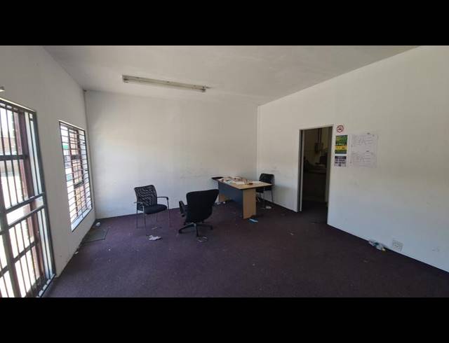 INDUSTRIAL PROPERTY TO RENT IN HALFWAY HOUSE